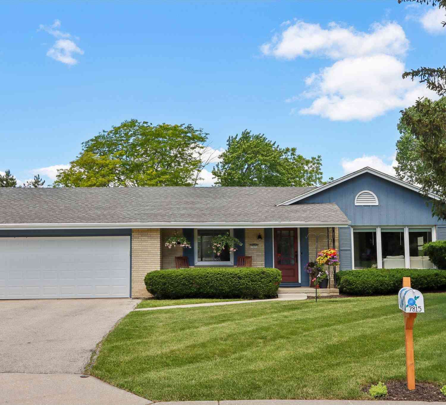 Homes For Sale - 7815 N Chadwick<br/> Glendale, WI 53217