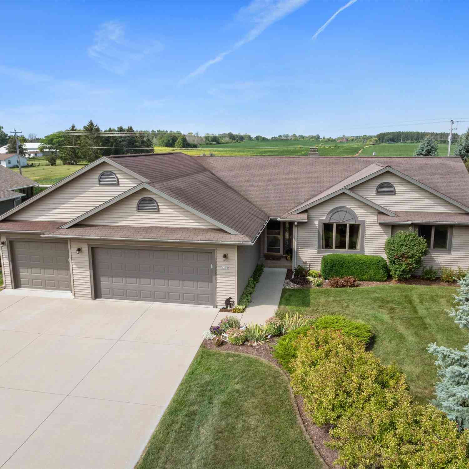 Homes For Sale - 6502 Cloverleaf<br/> Sheboygan County, Wilson, WI 53081