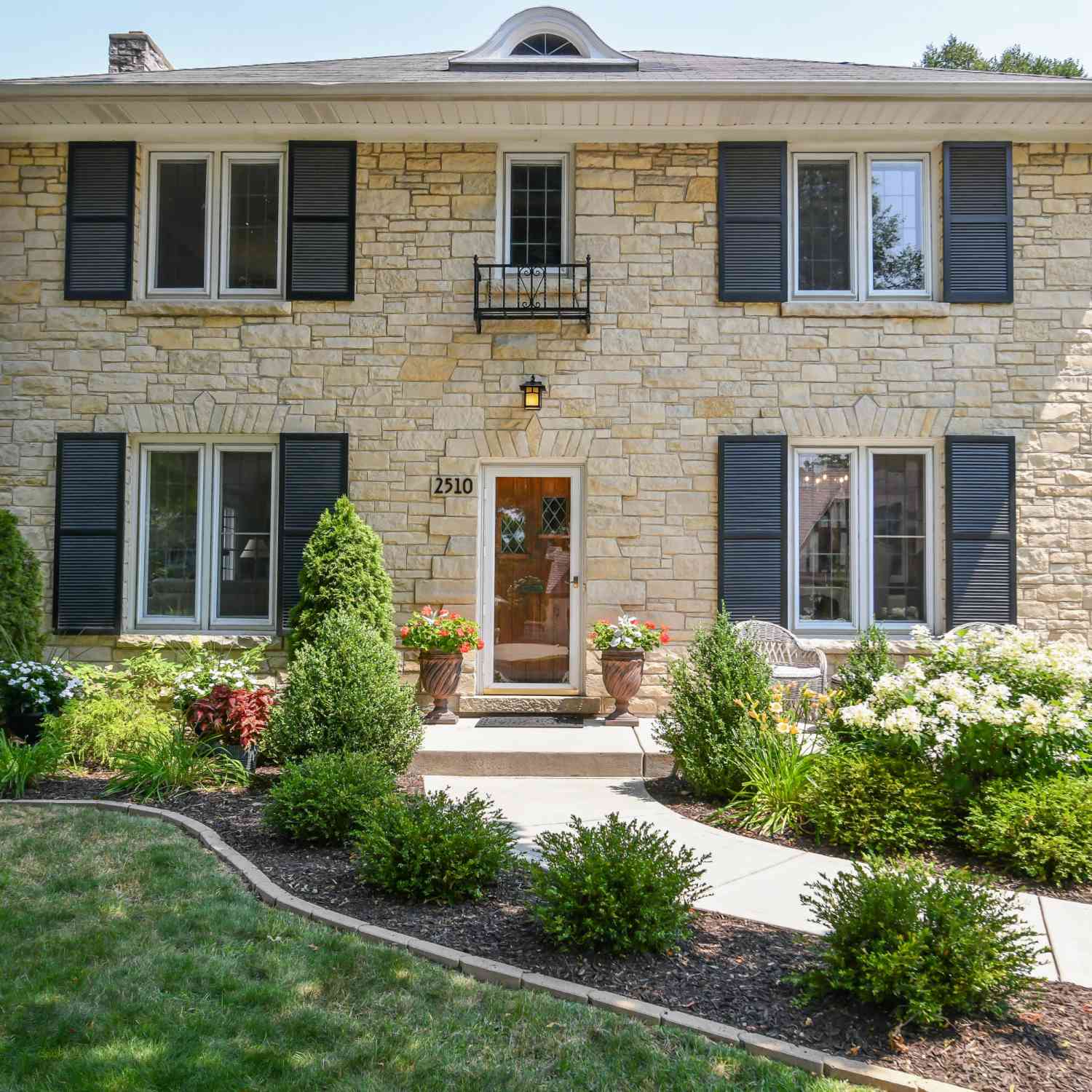 Homes For Sale - 2510 N Harding<br/> Wauwatosa, WI 53226
