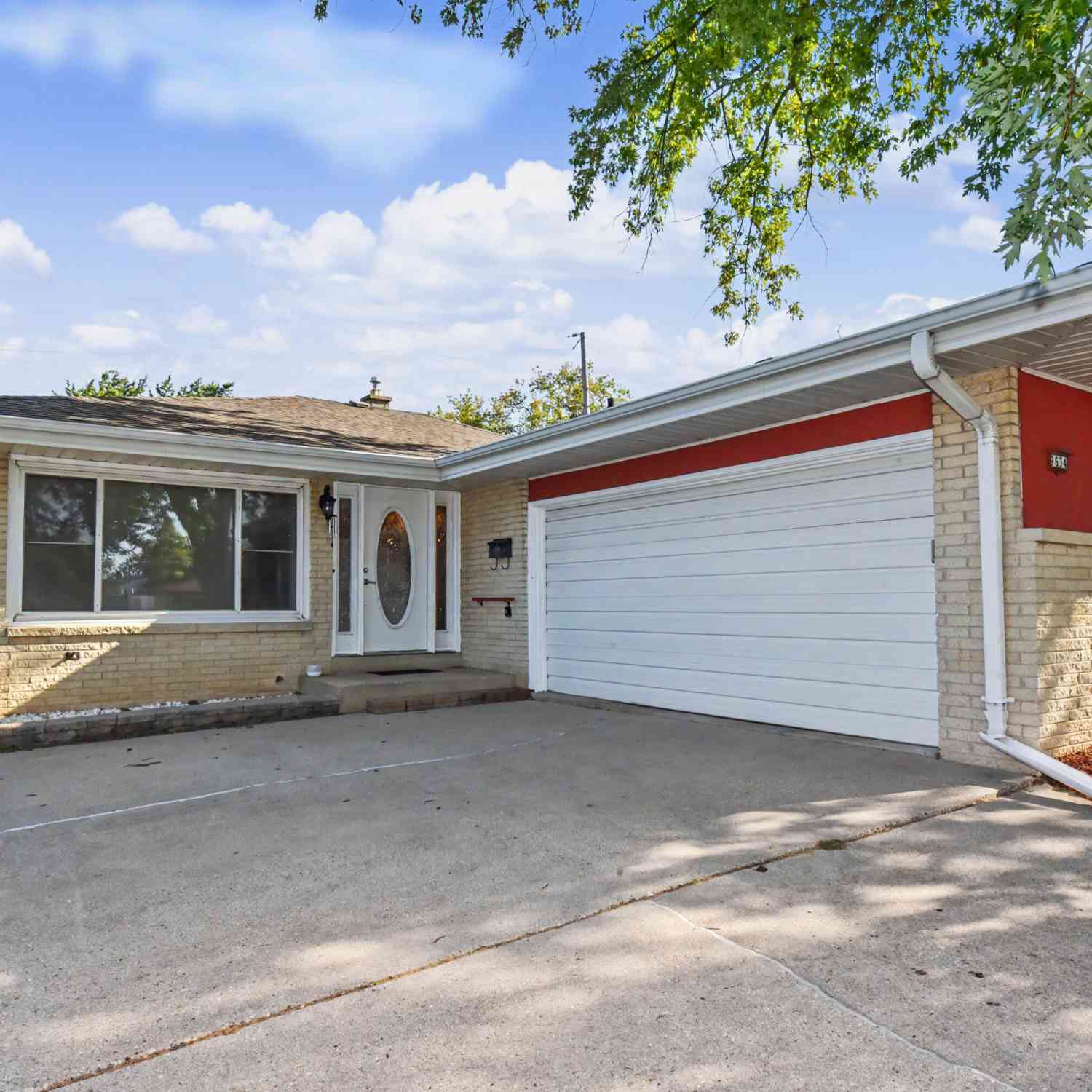 Homes For Sale - 9634 W Rosedale<br/> West Allis, WI 53227