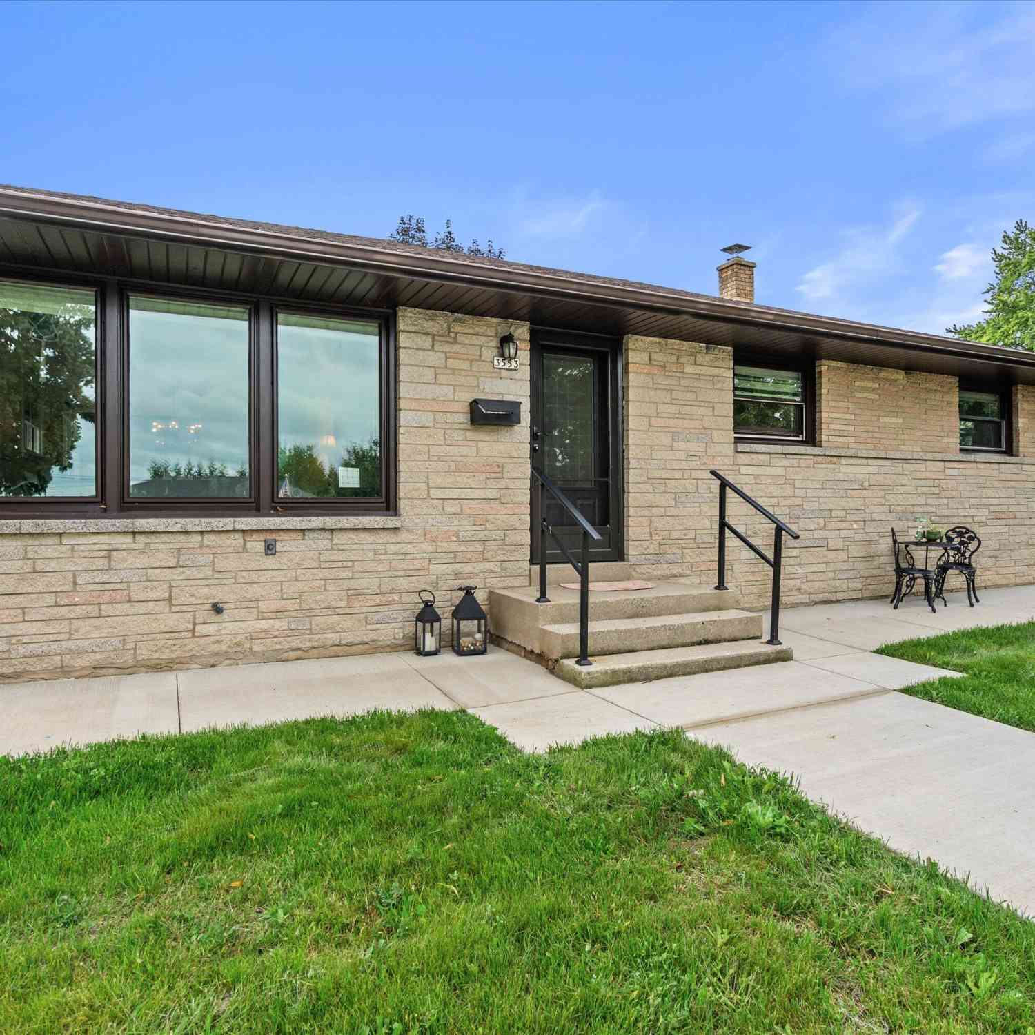 Homes For Sale - 3553 E Bottsford<br/> Cudahy, WI 53110