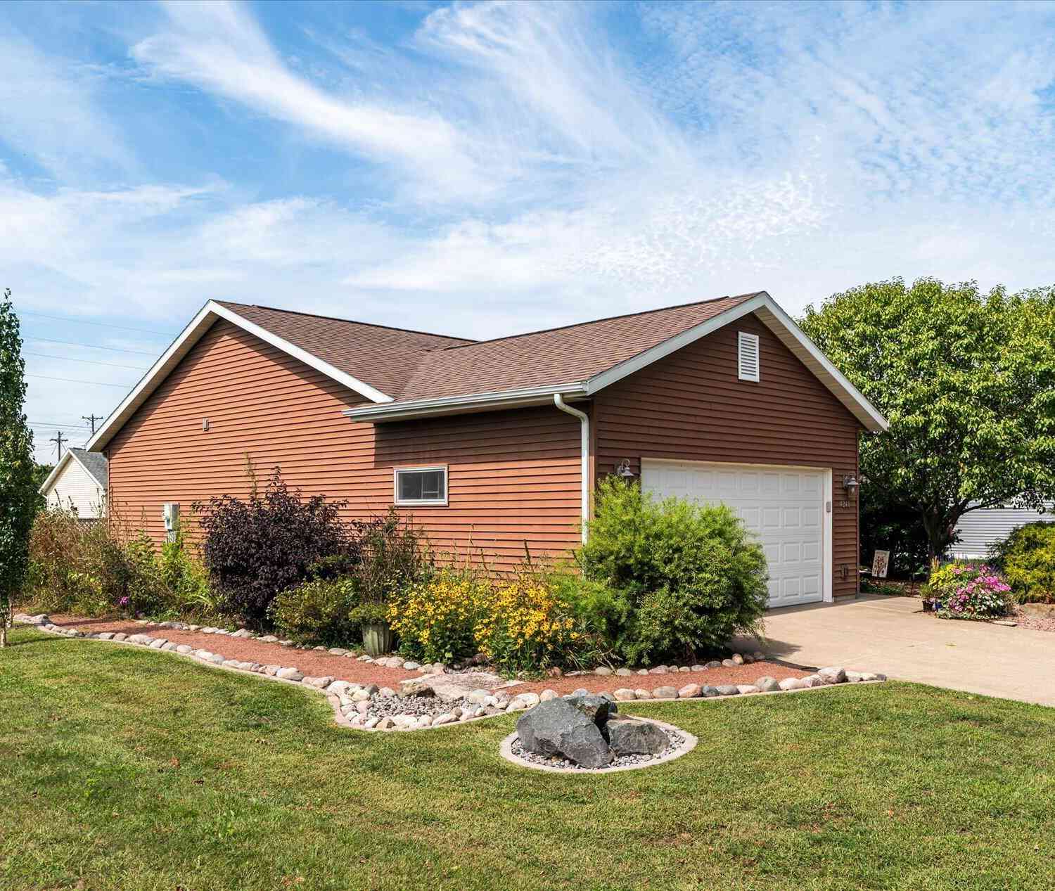 Homes For Sale - 4240 Verchota<br/> La Crosse County, La Crosse, WI 54601