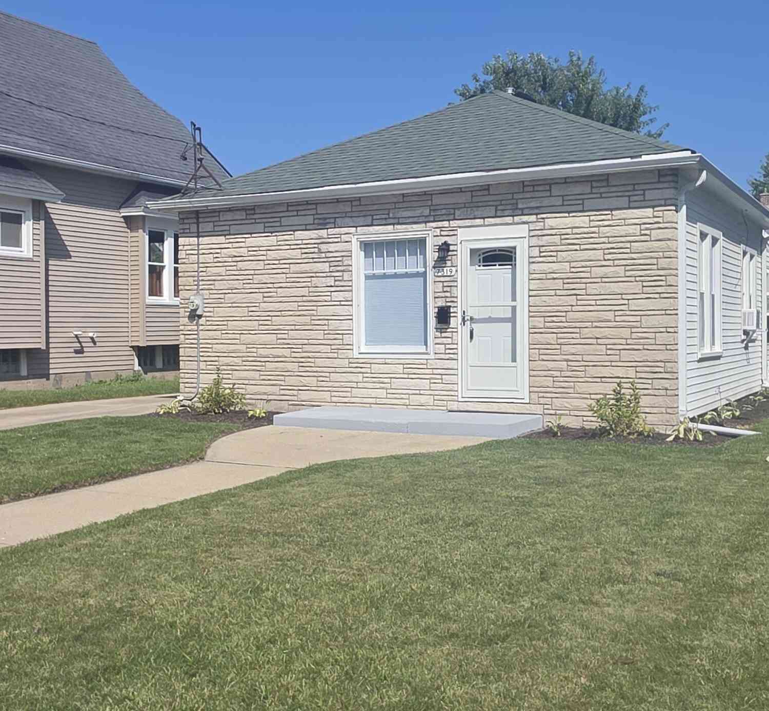 Homes For Sale - 7319 25th<br/> Kenosha, WI 53143
