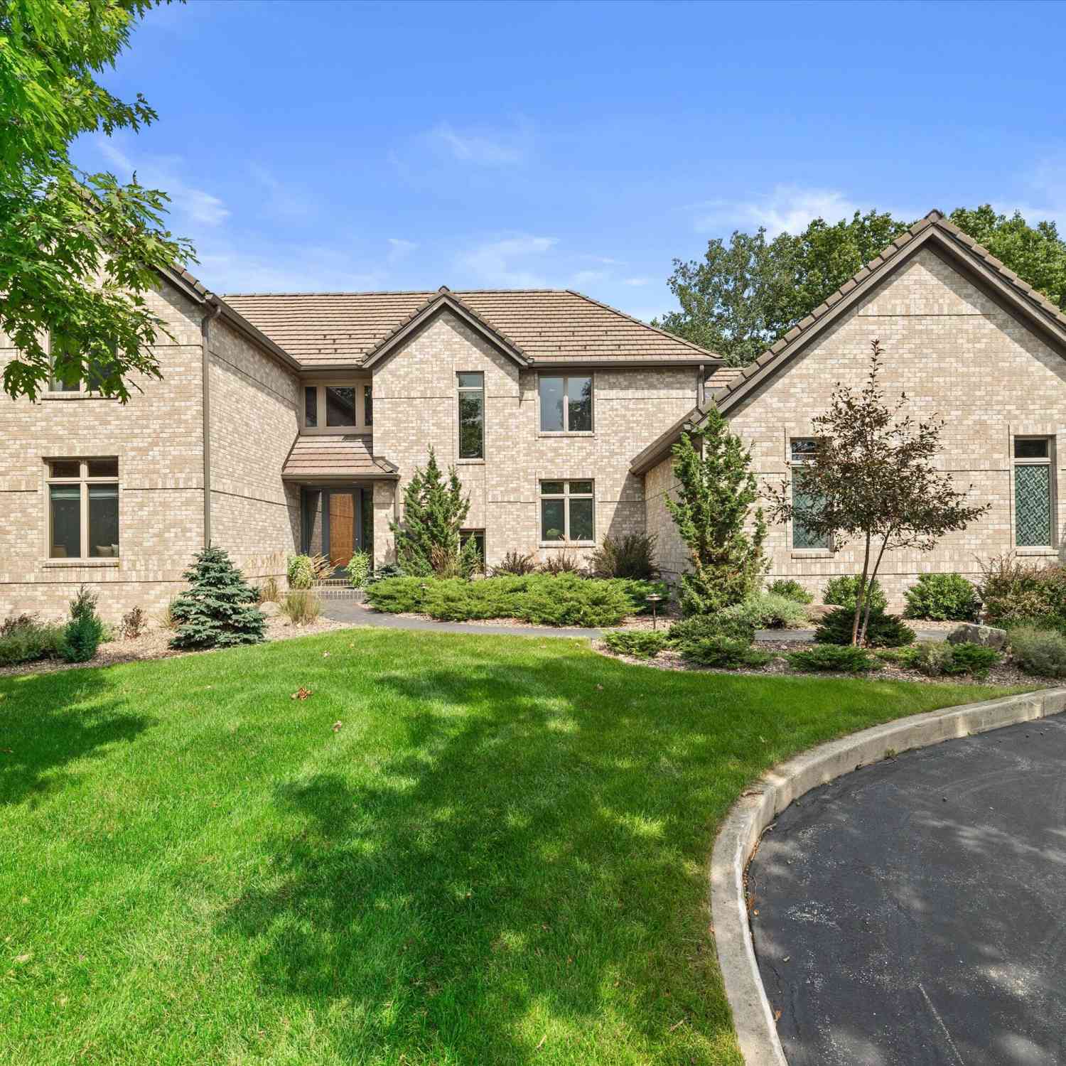 Homes For Sale - N29W30764 Foxwood<br/> Waukesha County, Delafield, WI 53072