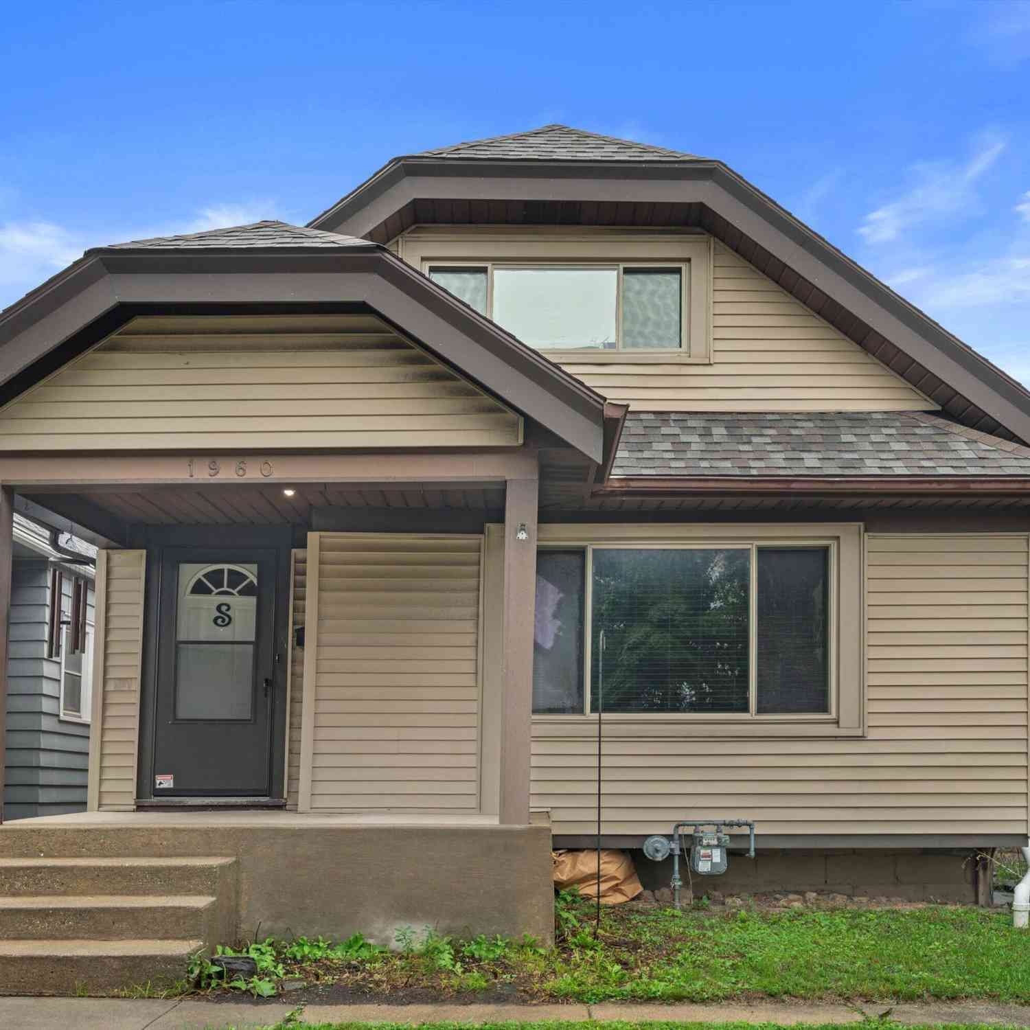 Homes For Sale - 1960 S 68th<br/> West Allis, WI 53219