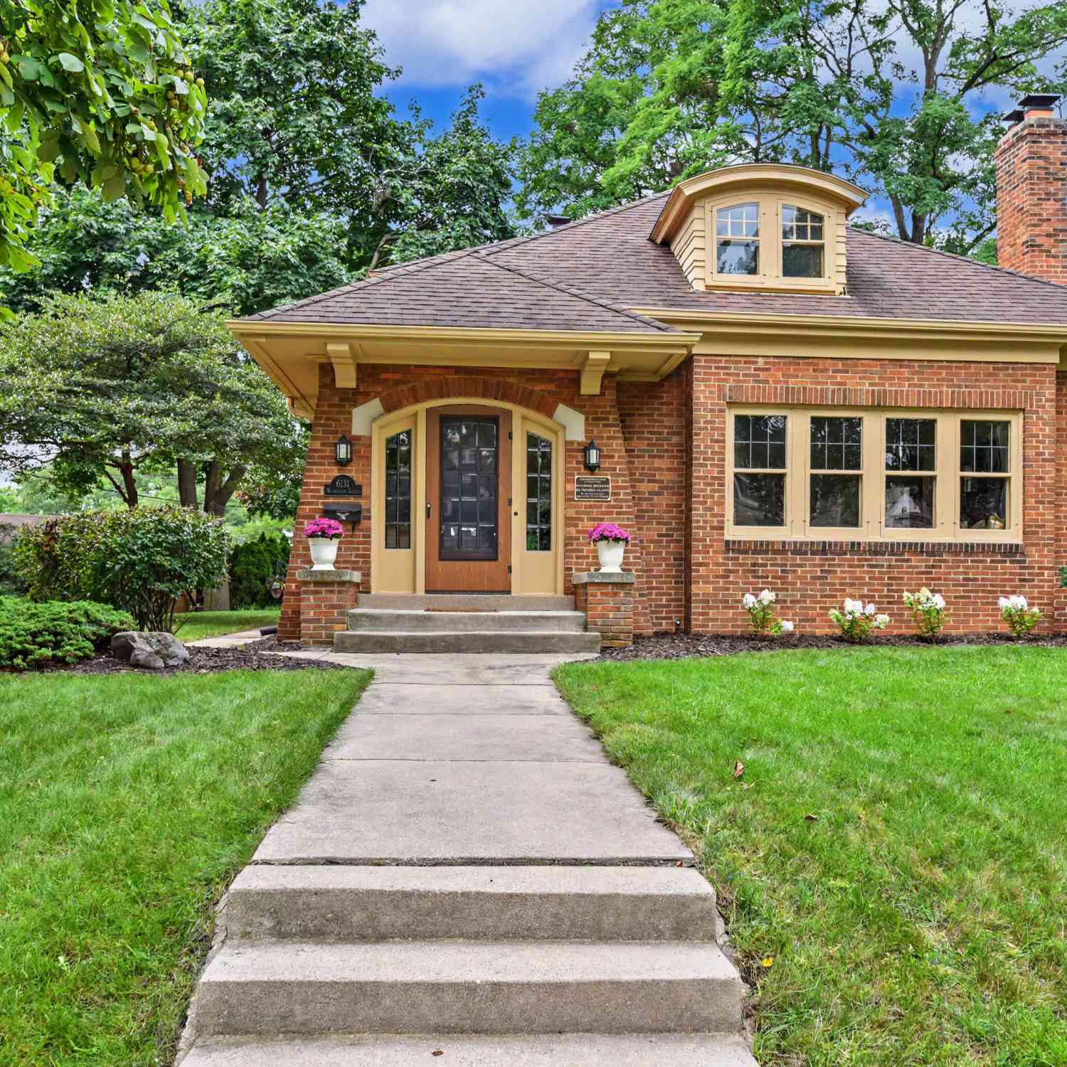 Homes For Sale - 6131 Washington<br/> Wauwatosa, WI 53213