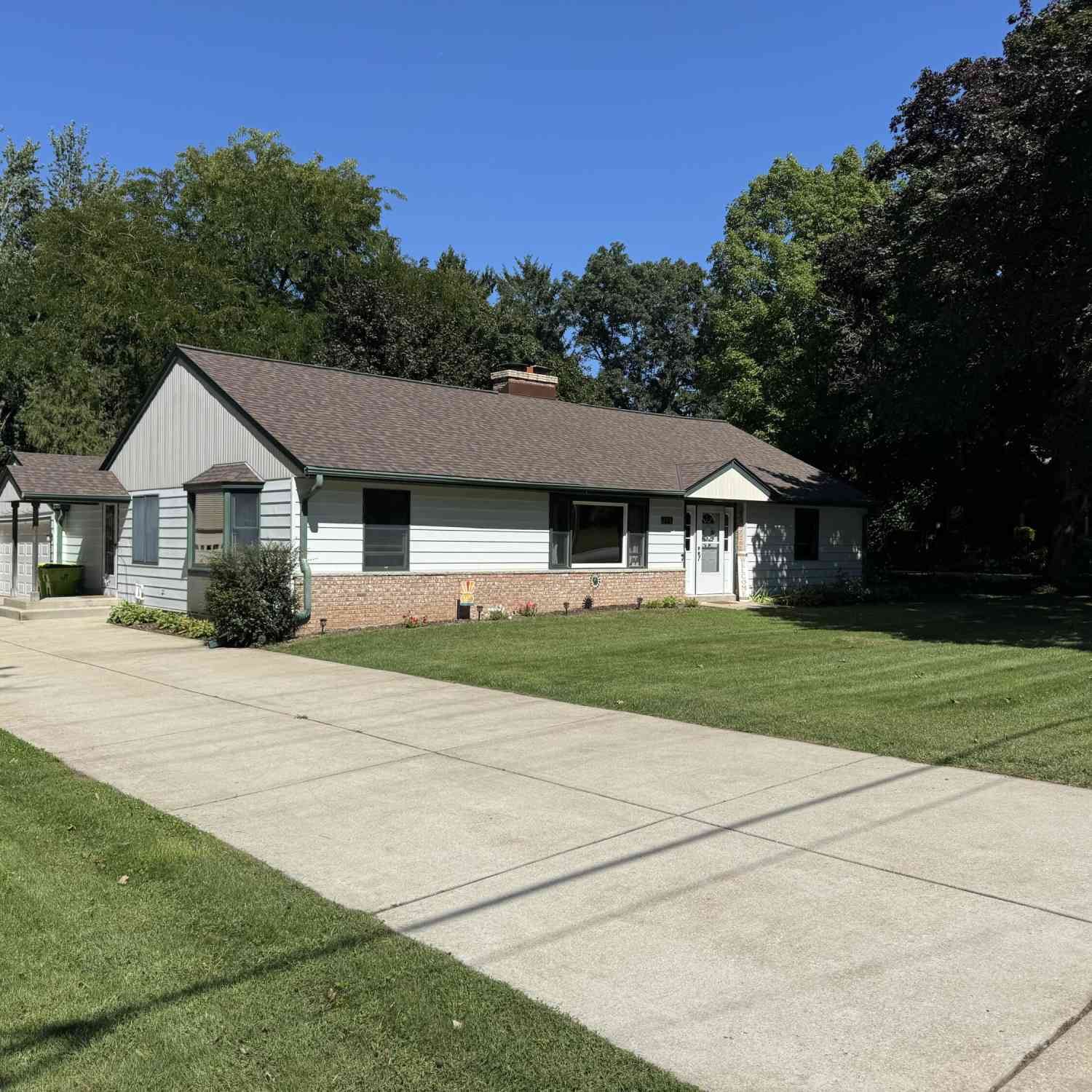 Homes For Sale - 248 E Ottawa<br/> Dousman, WI 53118