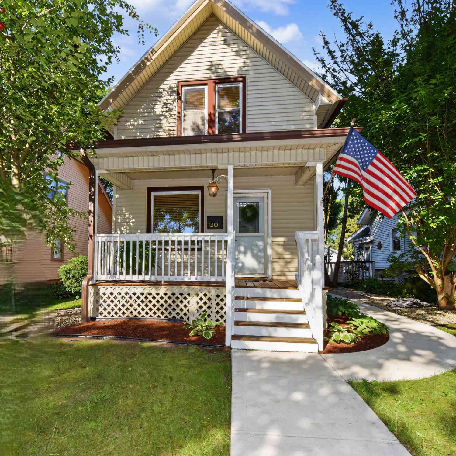 Homes For Sale - 130 S James<br/> Waukesha, WI 53186
