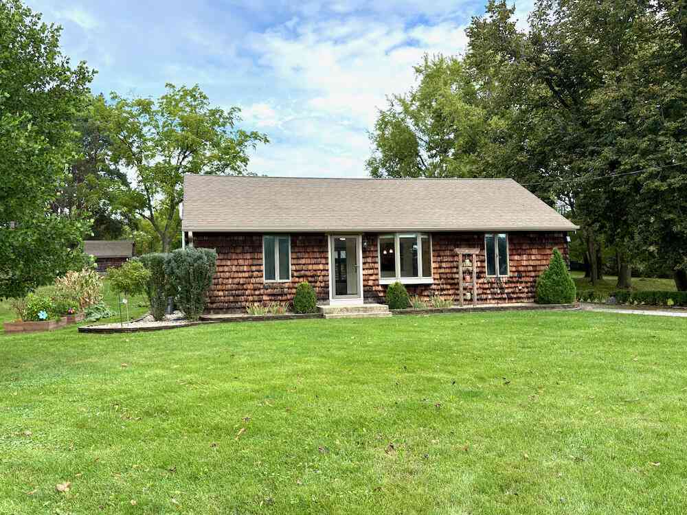 Homes For Sale - 3640 W 7 Mile<br/> Raymond, WI 53108