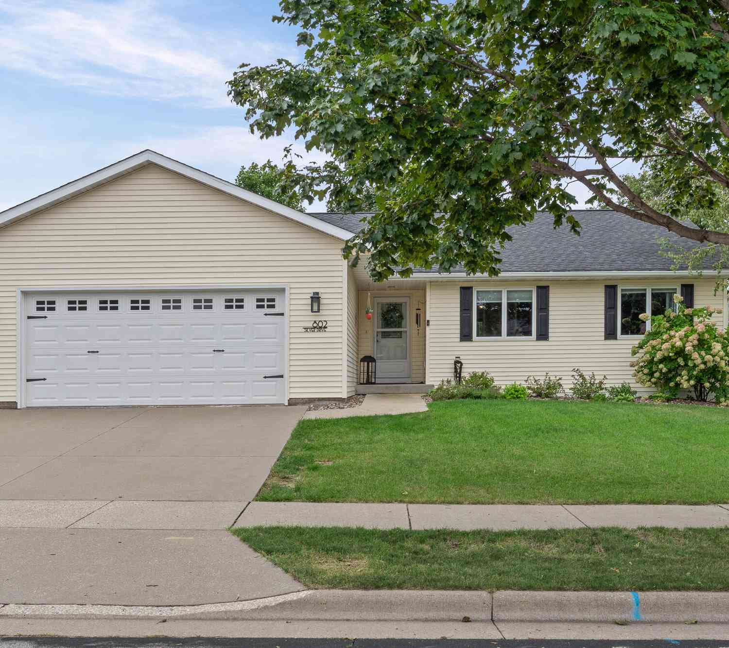 Homes For Sale - 802 Silver<br/> Holmen, WI 54636