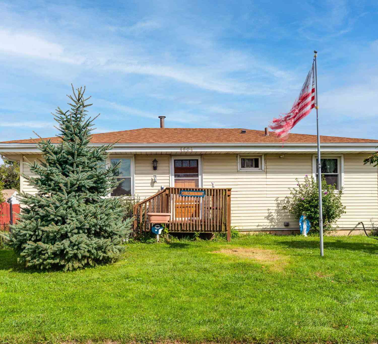 Homes For Sale - 4604 50th<br/> Kenosha, WI 53144