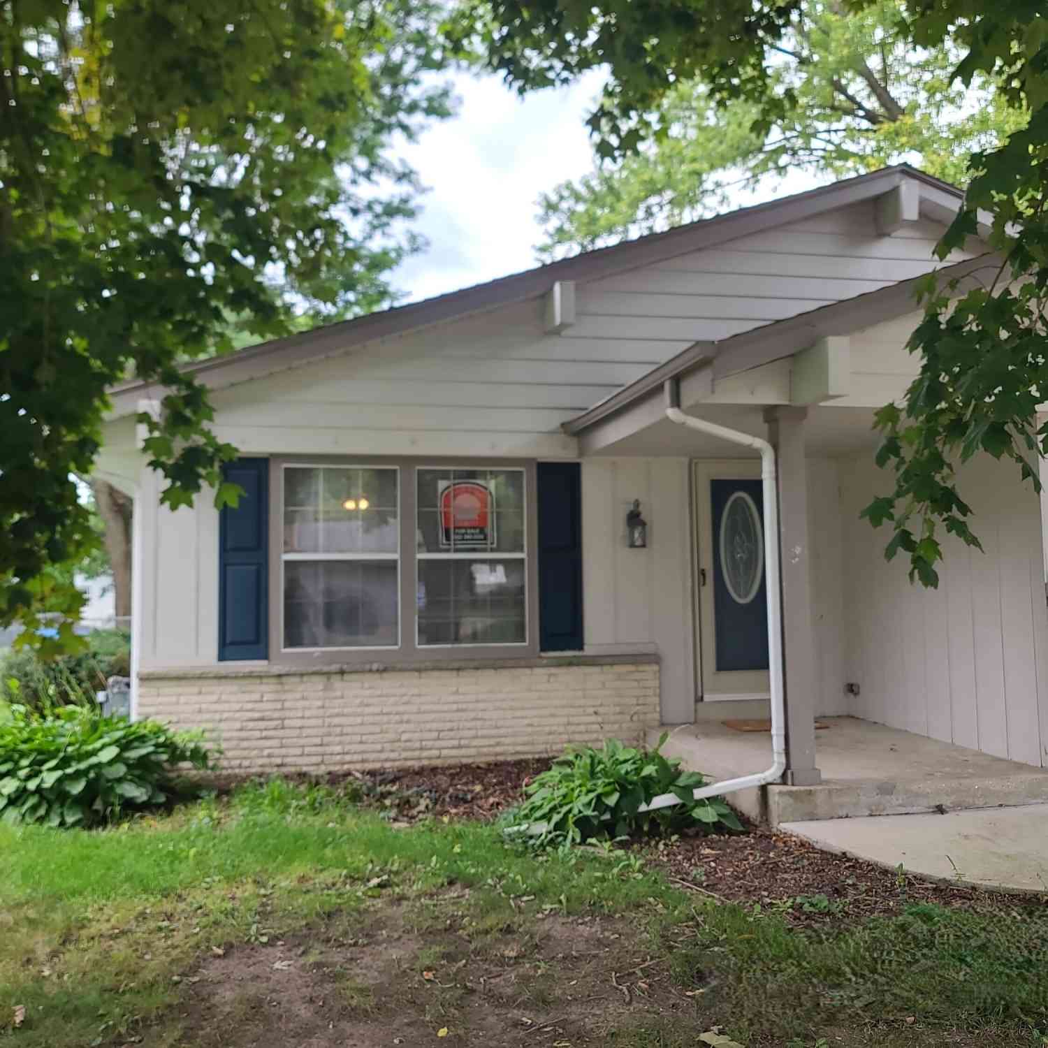 Homes For Sale - 1231 School<br/> Waukesha, WI 53189