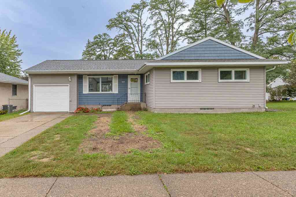 Homes For Sale - 349 6th<br/> La Crosse County, Onalaska, WI 54650