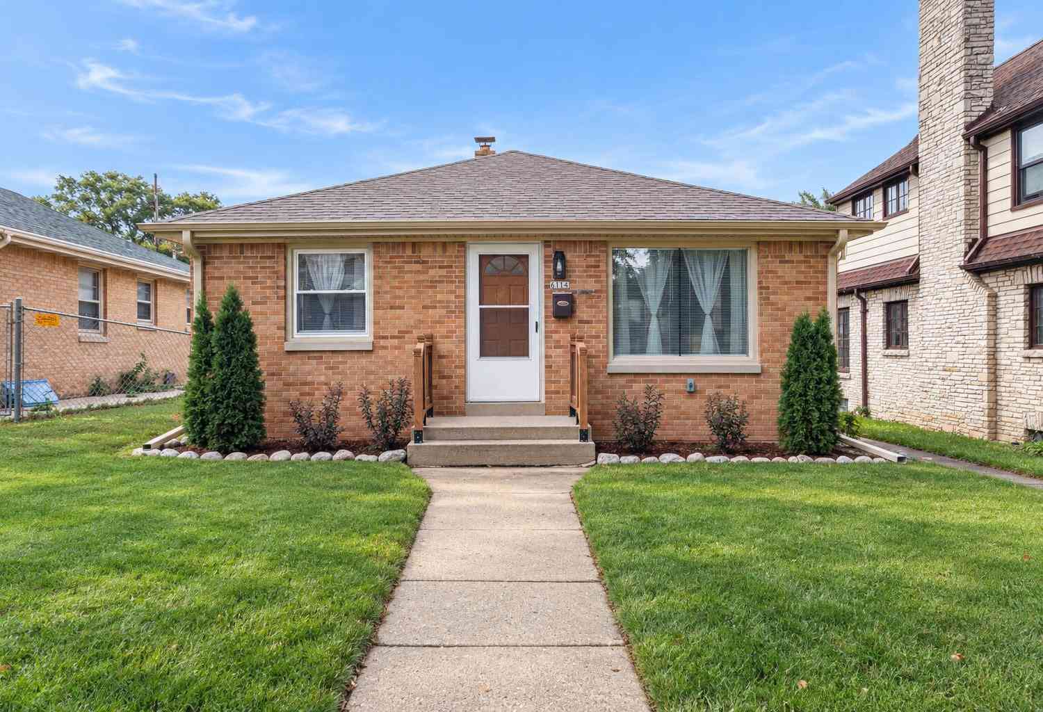 Homes For Sale - 6114 W Leon<br/> Milwaukee, WI 53218
