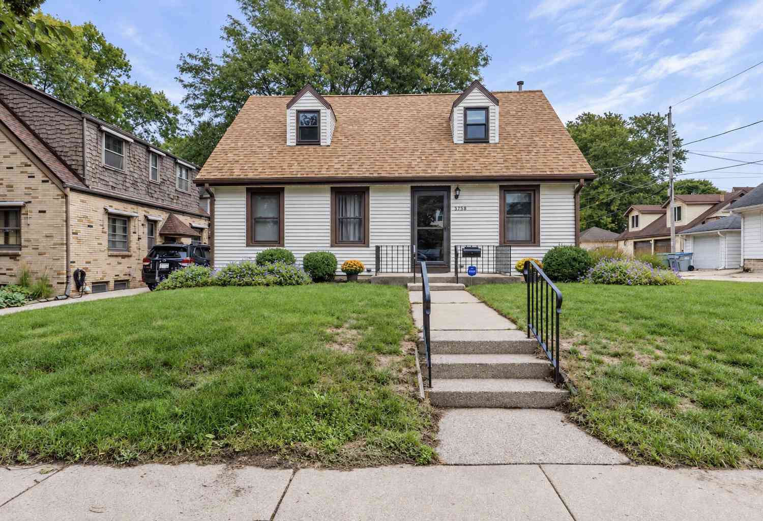 Homes For Sale - 3758 S 3rd<br/> Milwaukee, WI 53207