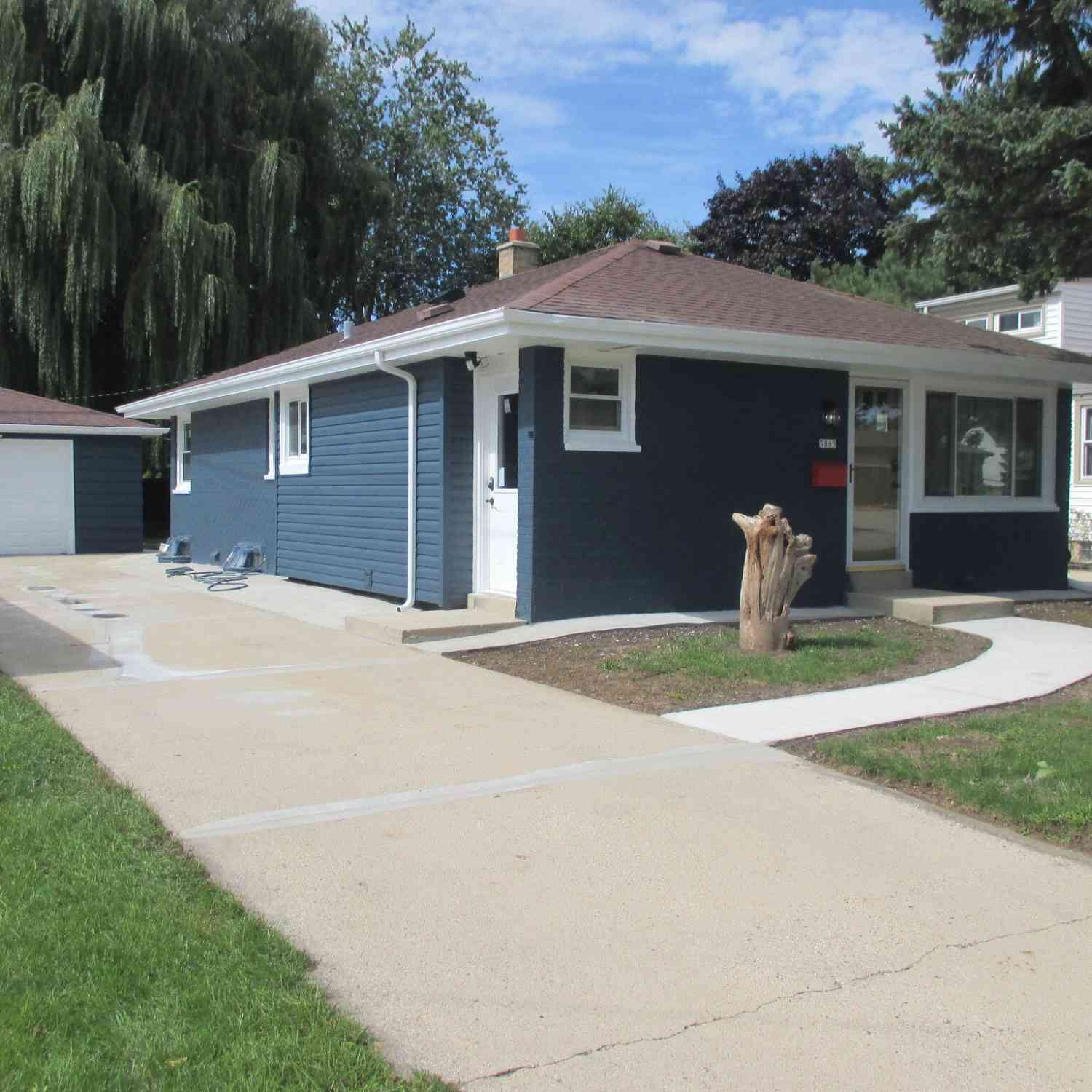 Homes For Sale - 5863 S Hately<br/> Cudahy, WI 53110