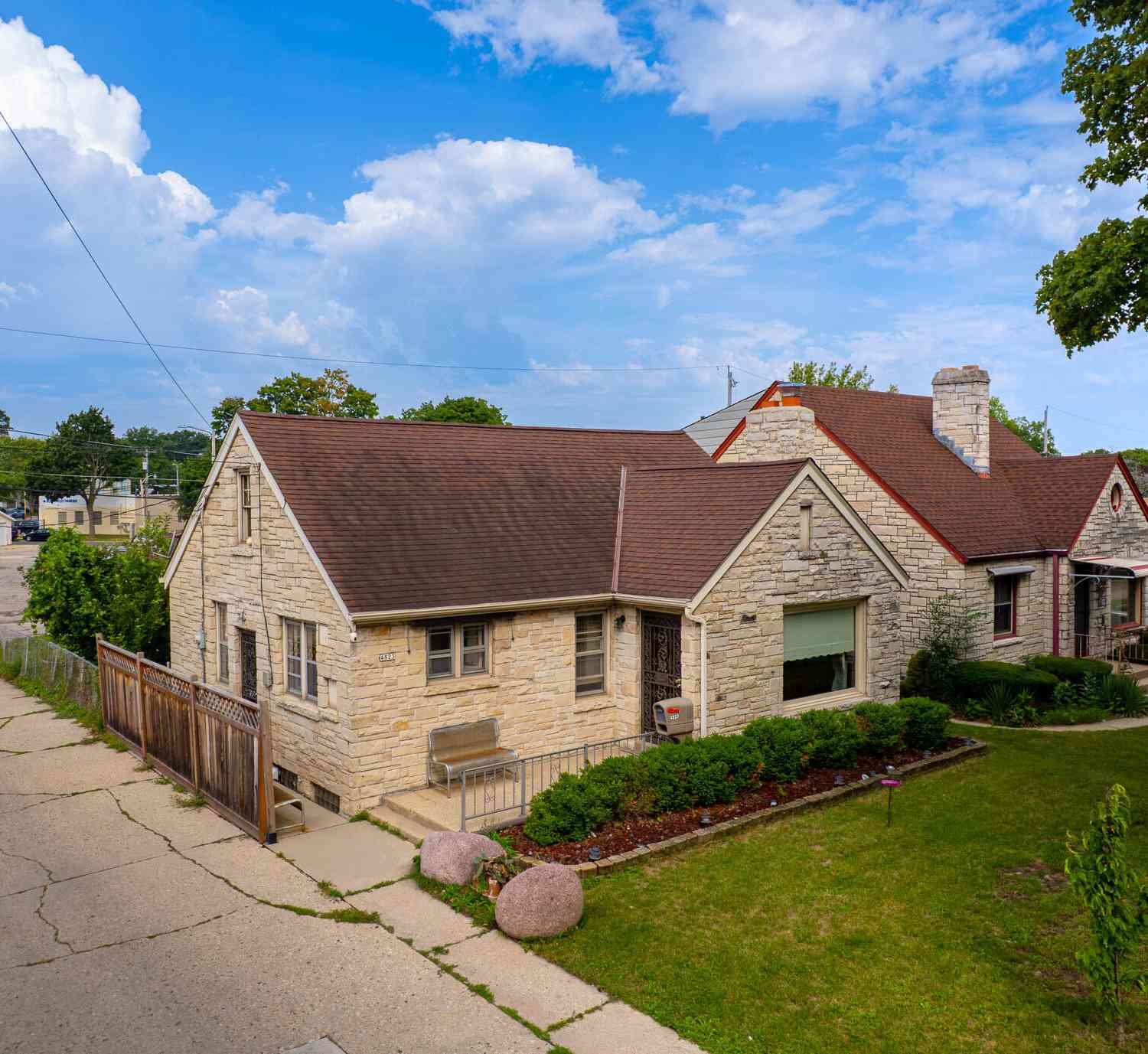 Homes For Sale - 4823 N 66th<br/> Milwaukee, WI 53218
