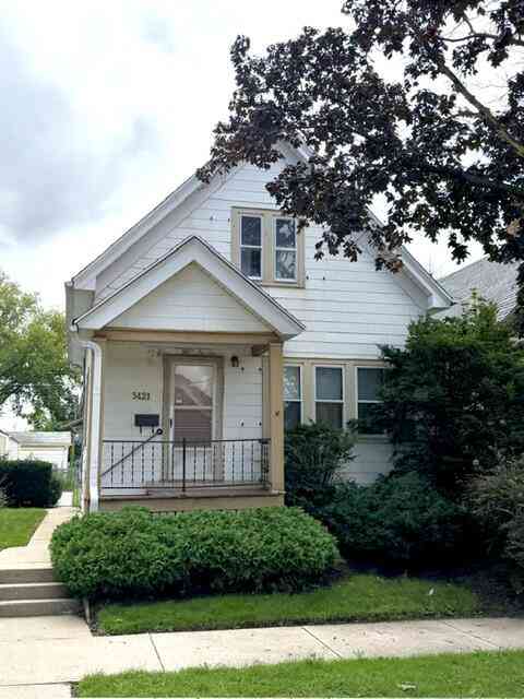 Homes For Sale - 3421 W Arthur<br/> Milwaukee County, Milwaukee, WI 53215