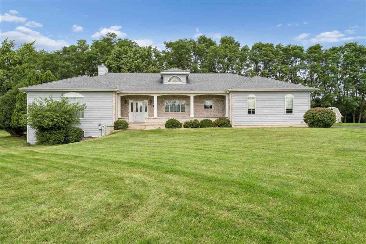 Homes For Sale - W5570 Double<br/> Walworth, WI 53184