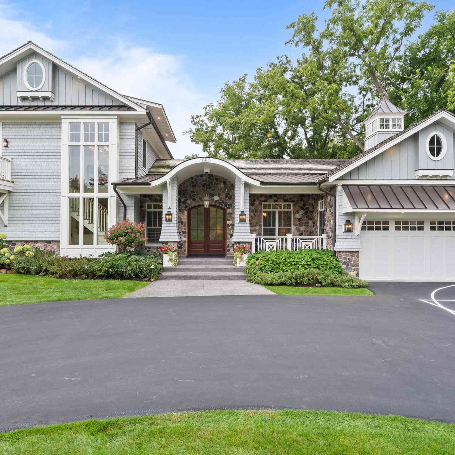 Homes For Sale - 1886 Geneva Bay<br/> Lake Geneva, WI 53147
