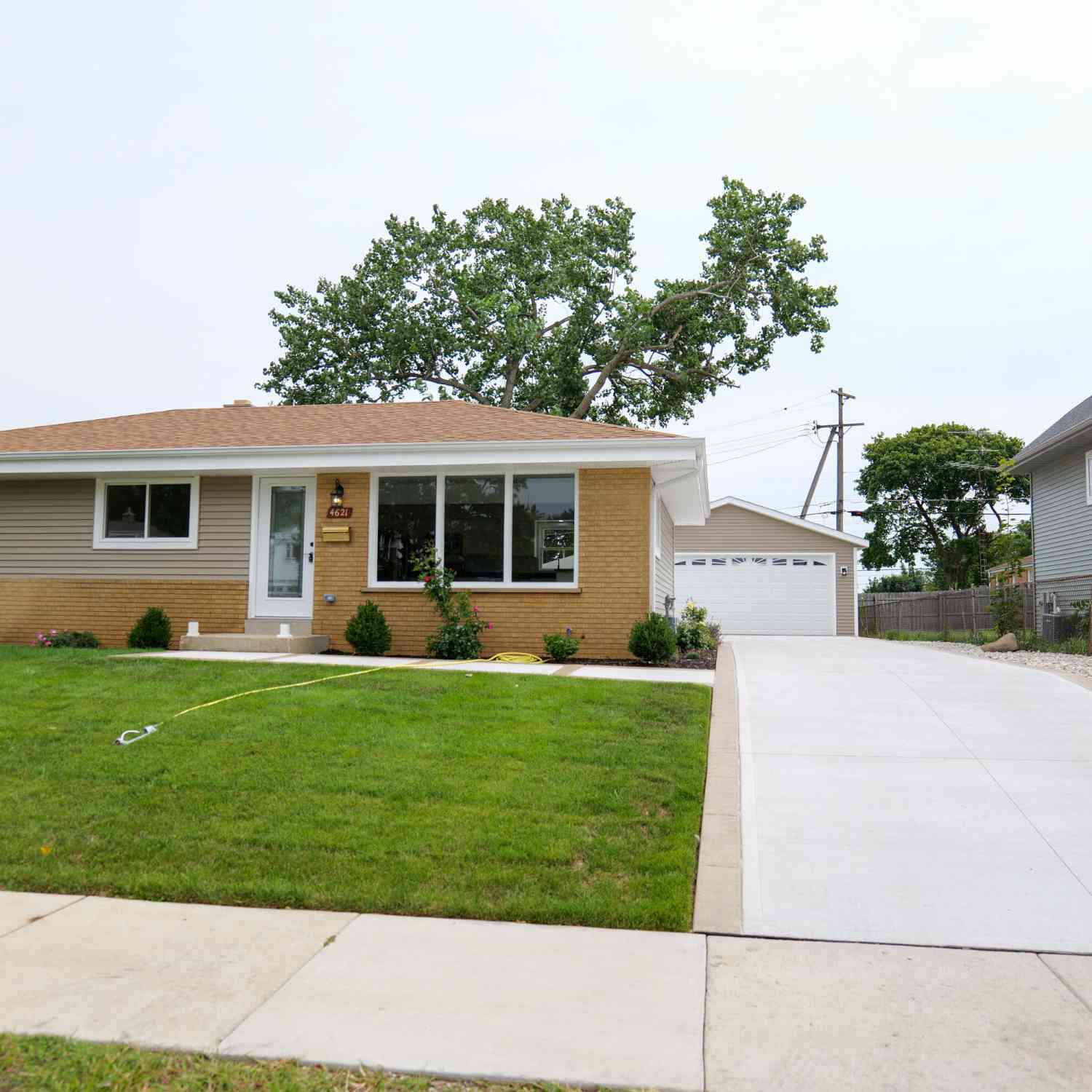 Homes For Sale - 4621 39th<br/> Kenosha, WI 53144