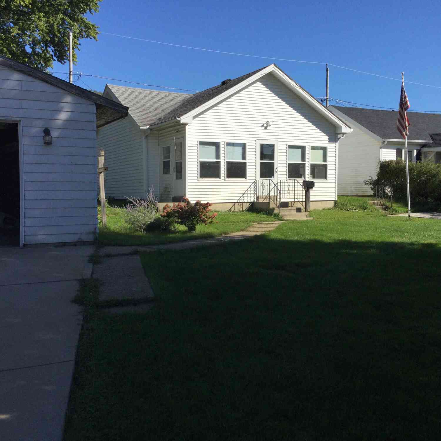 Homes For Sale - 2045 Golf<br/> Racine, WI 53404