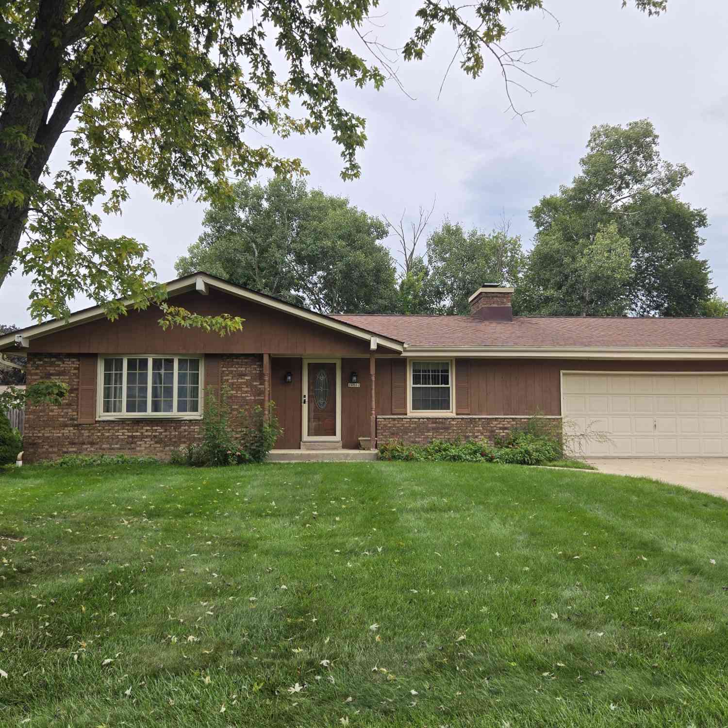 Homes For Sale - 14800 W Fenway<br/> New Berlin, WI 53151