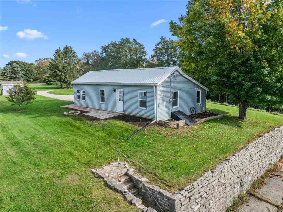 Homes For Sale - N4044 County Road P<br/> Dodge County, Rubicon, WI 53078