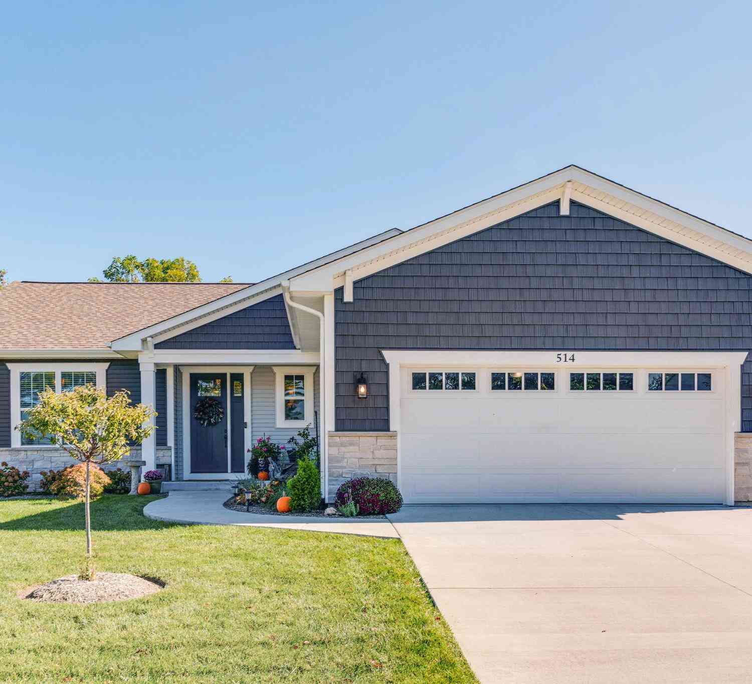 Homes For Sale - 514 Arbor Ridge<br/> Delavan, WI 53115