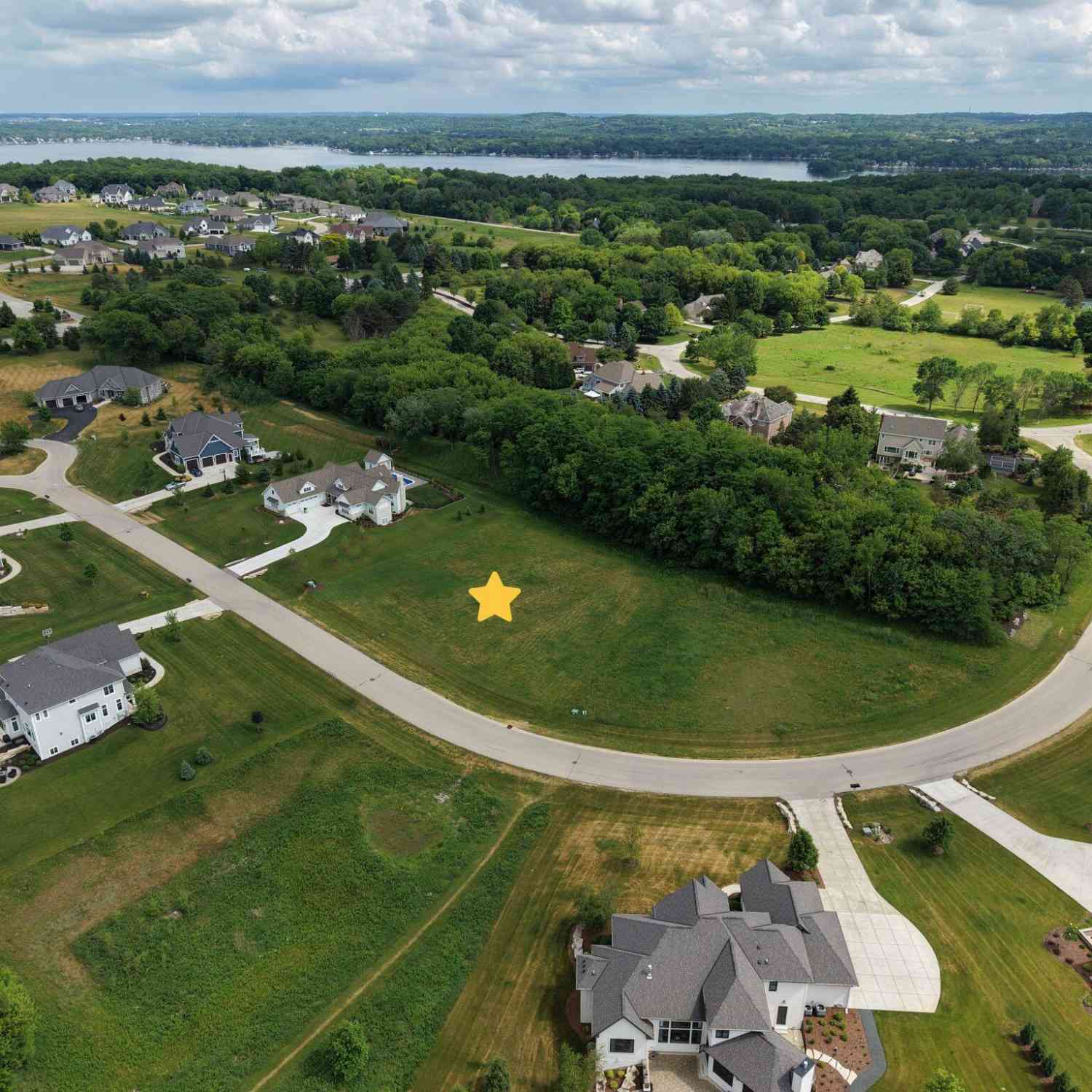 Vacant Land For Sale - LT10 Rookery<br/> Delafield, WI 53018