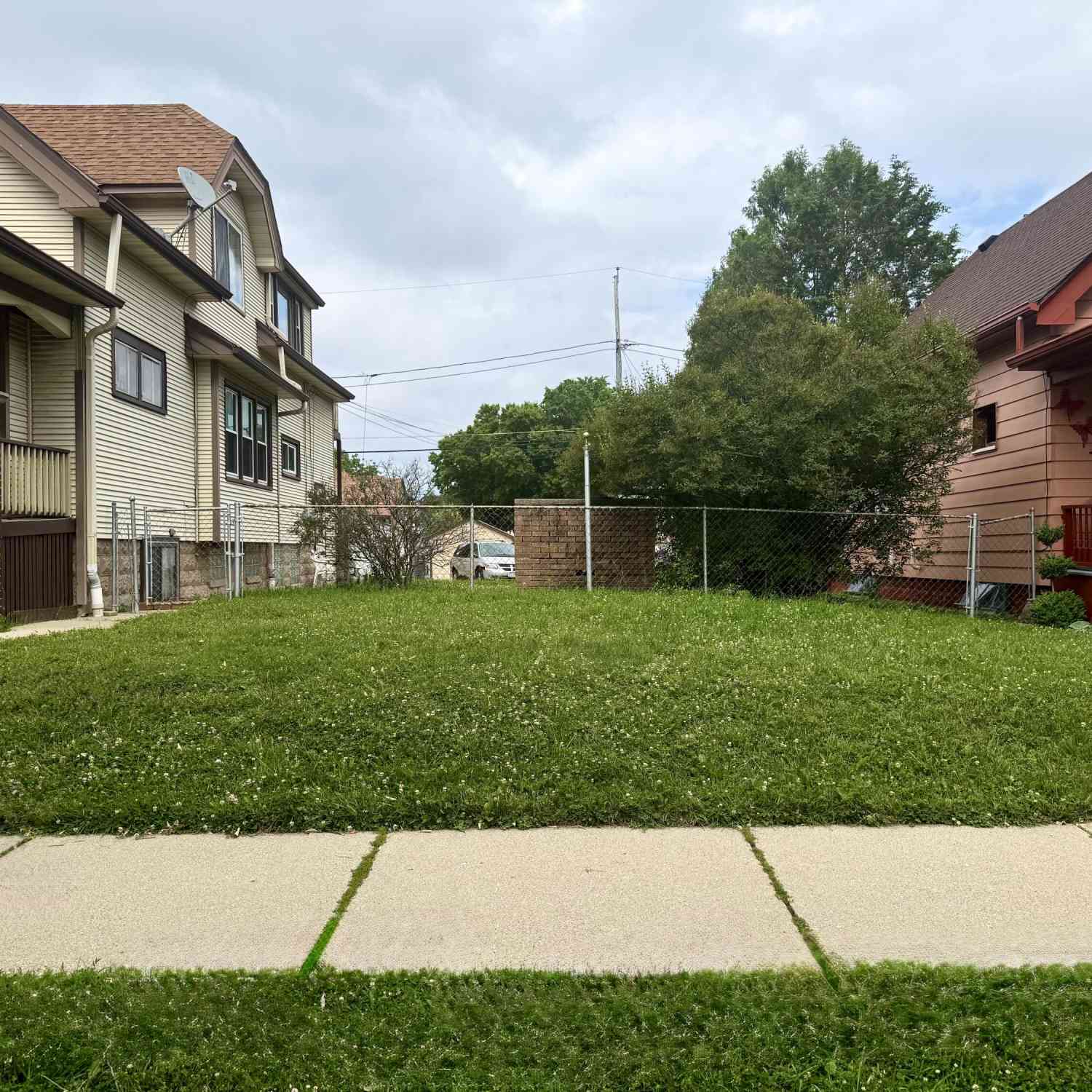 Vacant Land For Sale - 16 S 58th<br/> West Allis, WI 53214