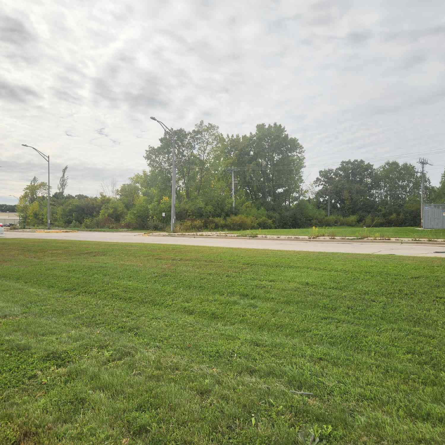 Vacant Land For Sale - 621 W Rawson<br/> Oak Creek, WI 53154