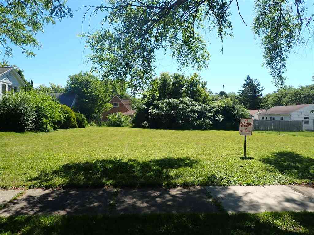 Vacant Land For Sale - 4316 N 37th<br/> Milwaukee, WI 53216