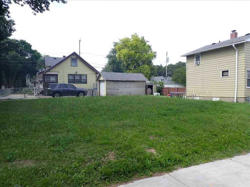 Vacant Land For Sale - 1403 S 36th<br/> Milwaukee, WI 53215