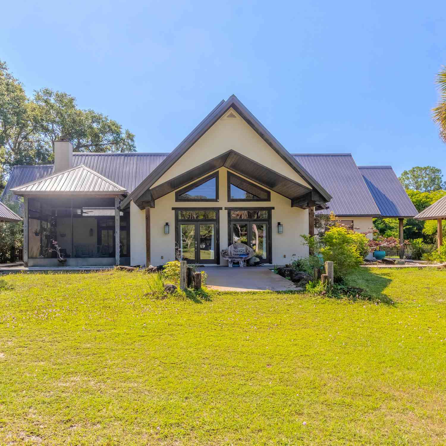 Homes For Sale - 760 Russell Road<br/> Volusia County, New Smyrna Beach, FL 32168