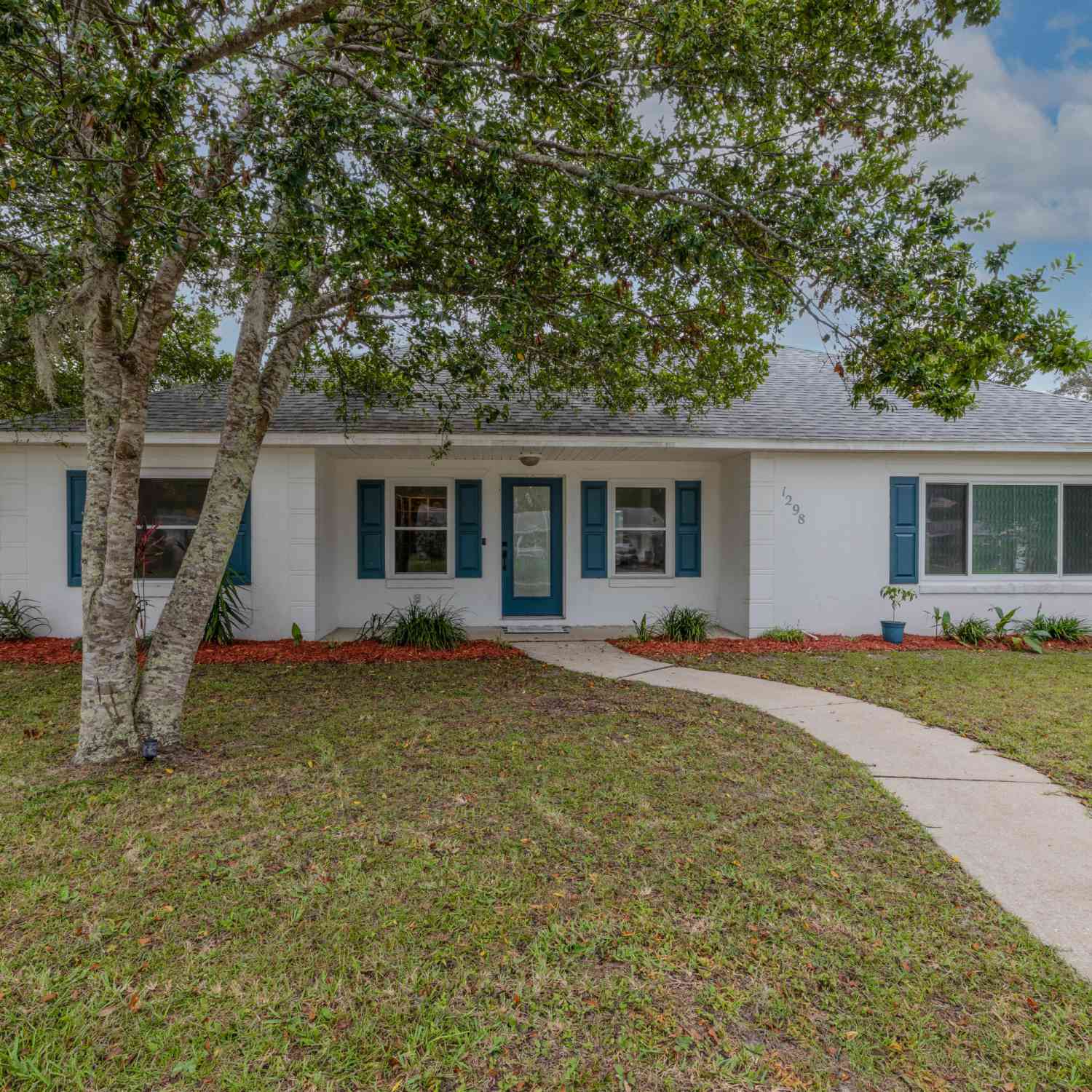 Homes For Sale - 1298 Fernway Drive<br/> Ormond Beach, FL 32174