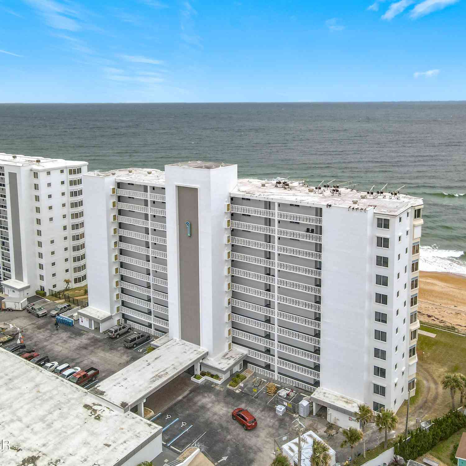 Condo For Sale - 1133 Ocean Shore Boulevard #202<br/> Ormond Beach, FL 32176