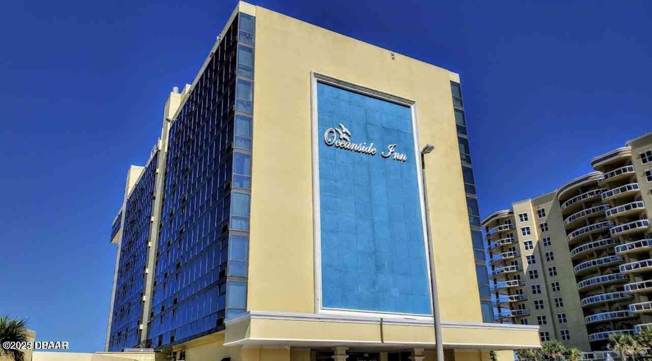 Condo For Sale - 1909 S Atlantic Avenue #815<br/> Daytona Beach, FL 32118
