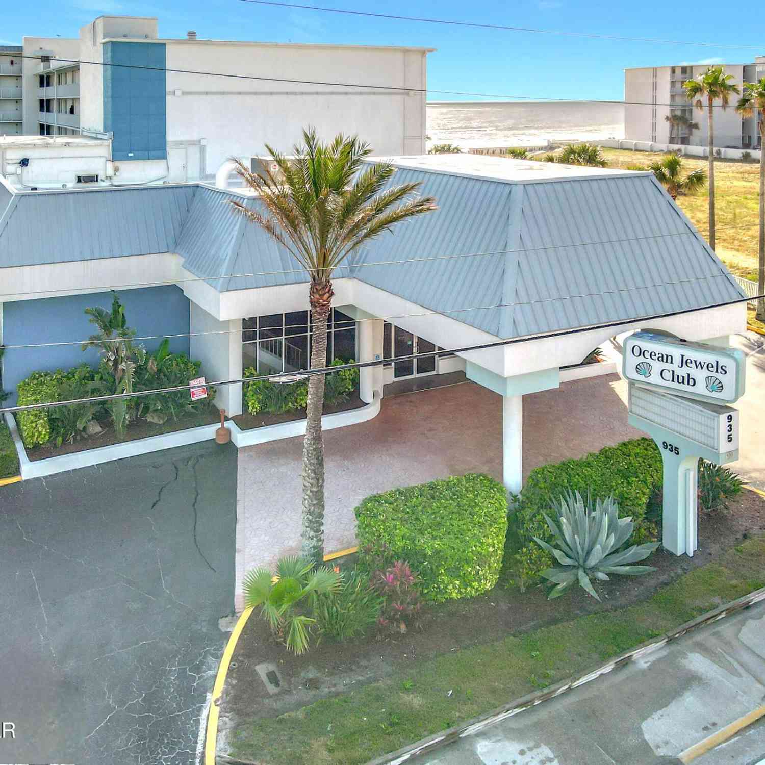 Condo For Sale - 935 S Atlantic Avenue #355<br/> Daytona Beach, FL 32118