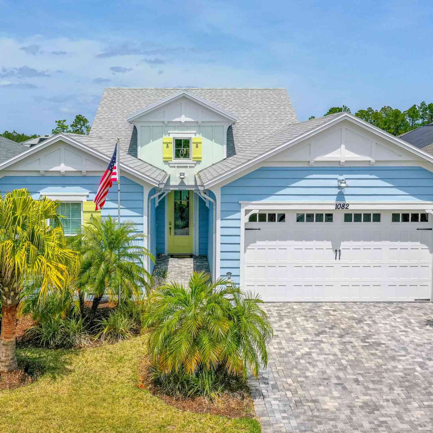 Homes For Sale - 1082 Castaway Court<br/> Daytona Beach, FL 32124
