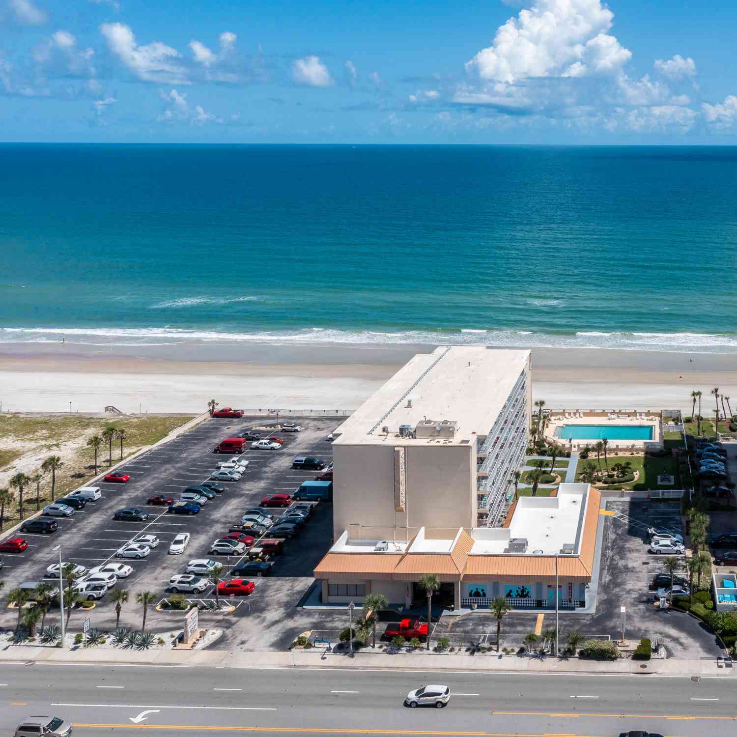 Condo For Sale - 2043 S Atlantic Avenue #105<br/> Daytona Beach, FL 32118