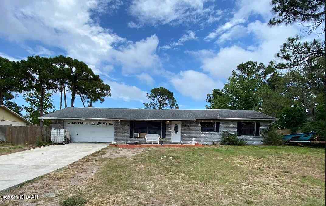 Homes For Sale - 3315 Juniper Drive<br/> Edgewater, FL 32141