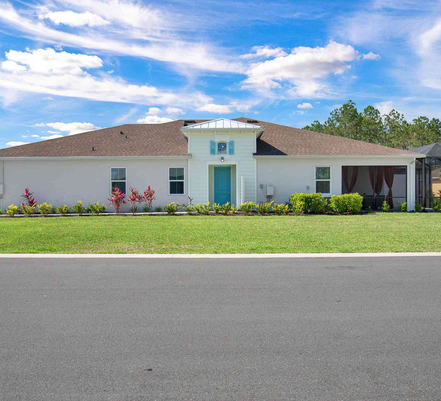 Homes For Sale - 913 Bama Breeze Drive<br/> Daytona Beach, FL 32124