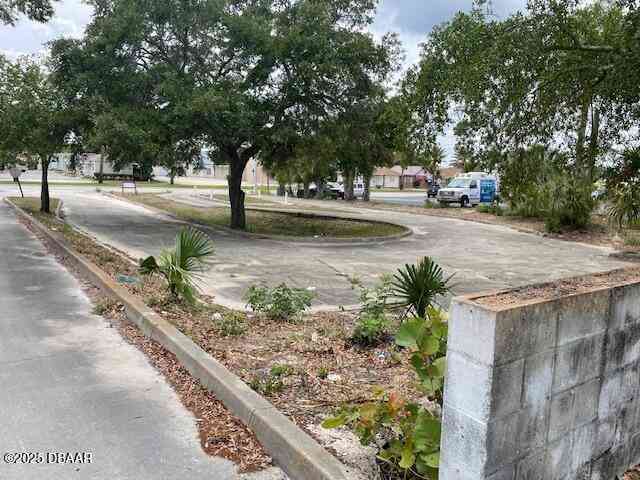 Vacant Land For Sale - 223 Ridgewood Avenue<br/> Holly Hill, FL 32117