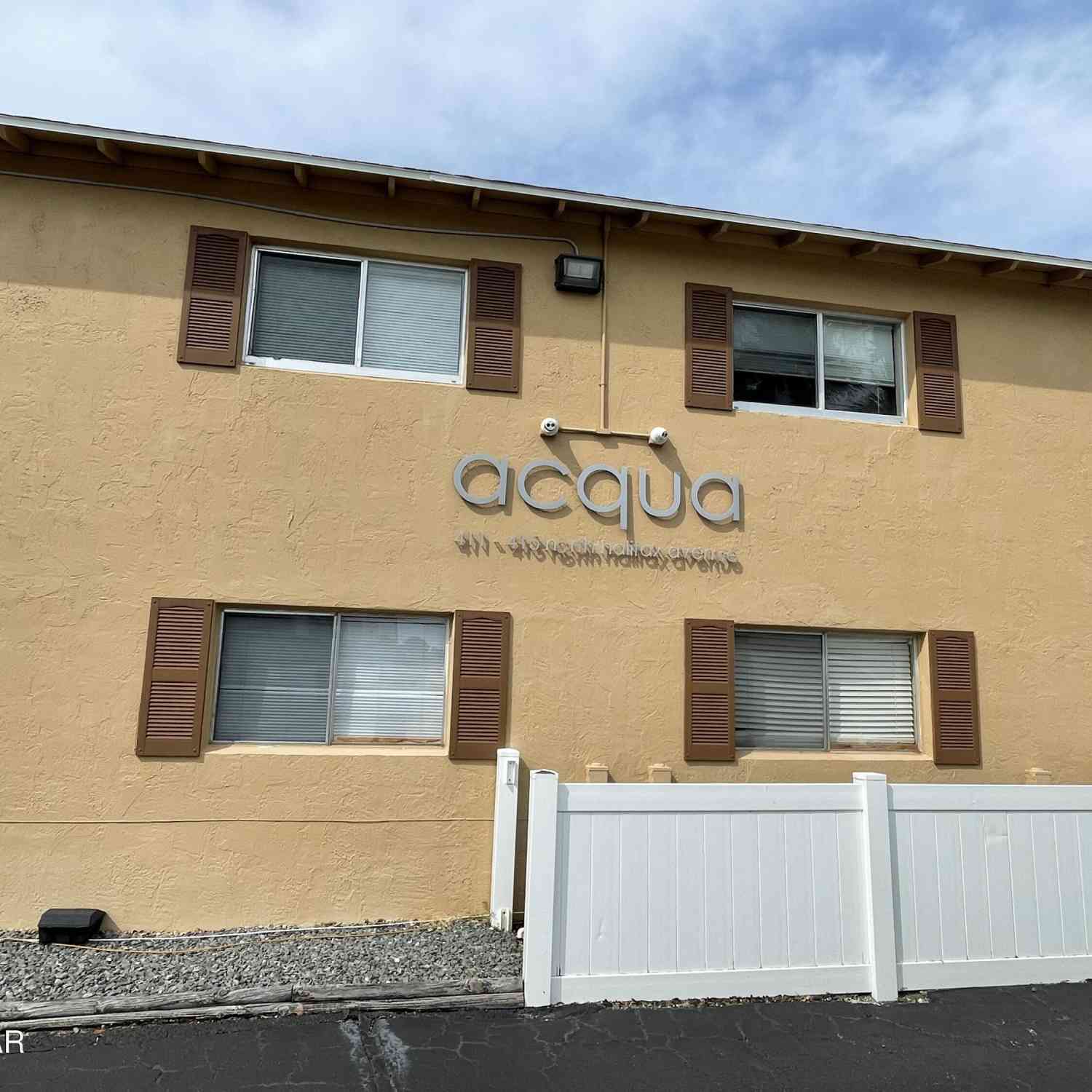 Condo For Rent - 411 N Halifax Avenue #106<br/> Daytona Beach, FL 32118
