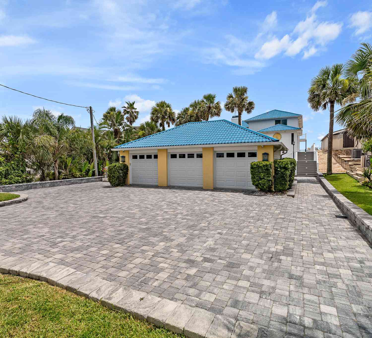 Homes For Sale - 339 Ocean Shore Boulevard<br/> Ormond Beach, FL 32176