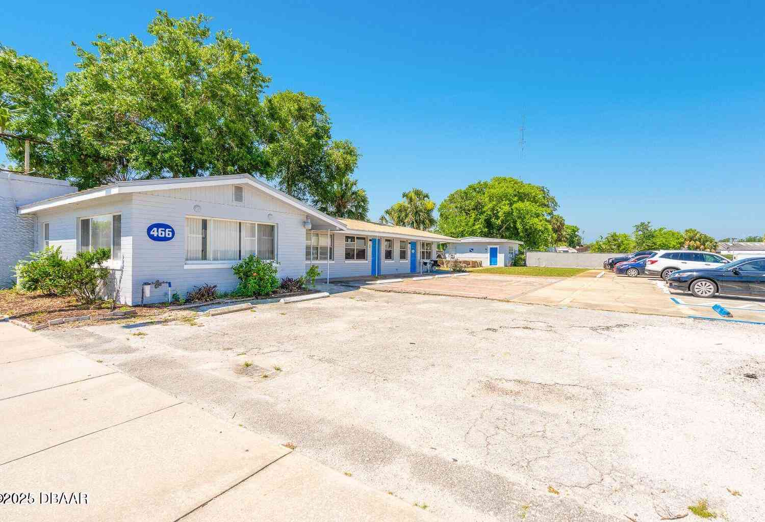 Multifamily For Rent - 468 Ridgewood Avenue<br/> Holly Hill, FL 32117