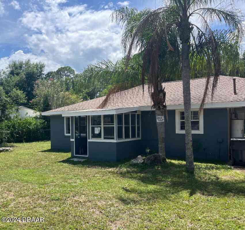 Condo For Sale - 2852 Glenwood Avenue<br/> New Smyrna Beach, FL 32168