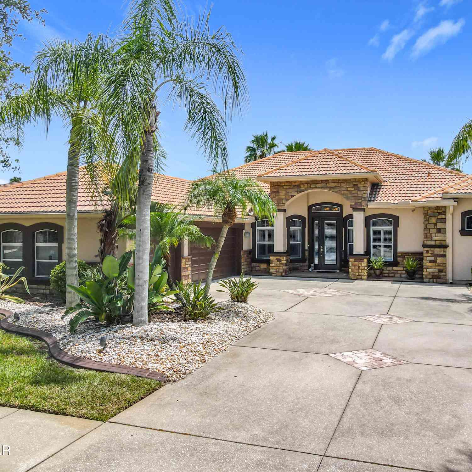 Homes For Sale - 3583 Maribella Drive<br/> Volusia County, New Smyrna Beach, FL 32168