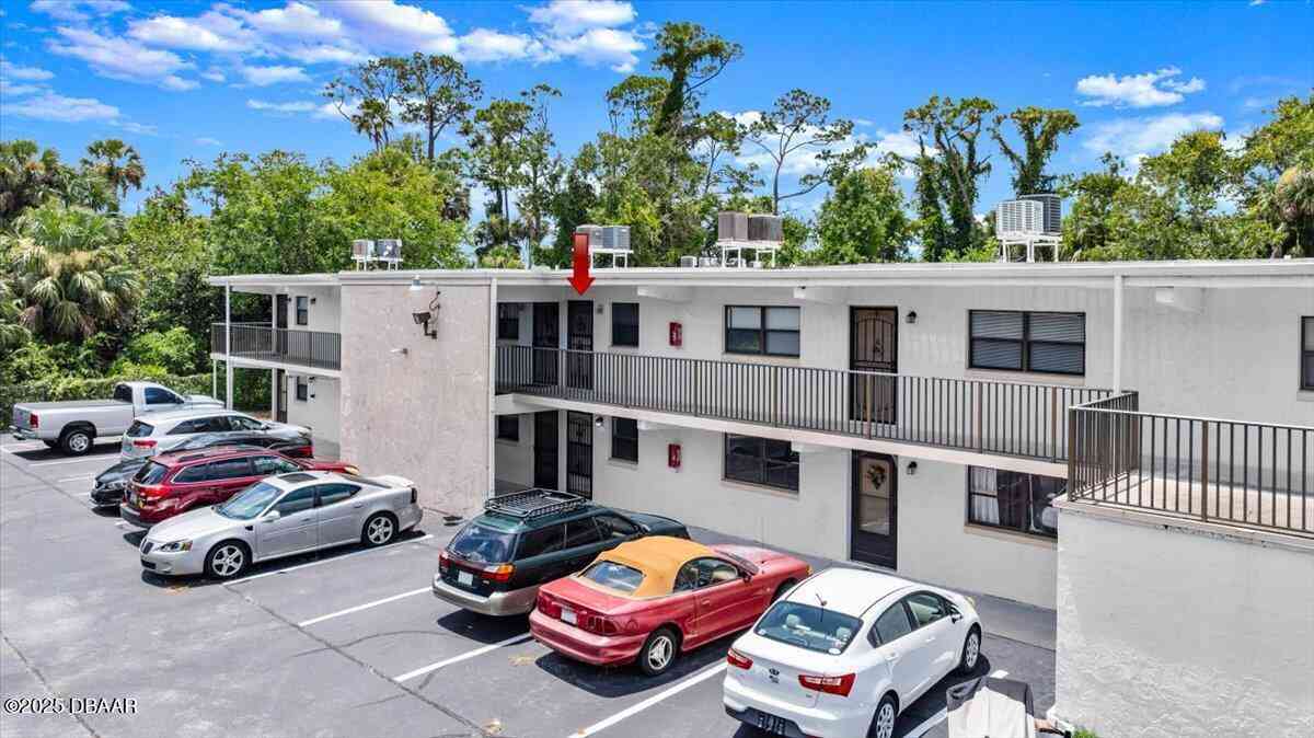 Condo For Sale - 1508 Virginia Avenue #206<br/> Daytona Beach, FL 32114